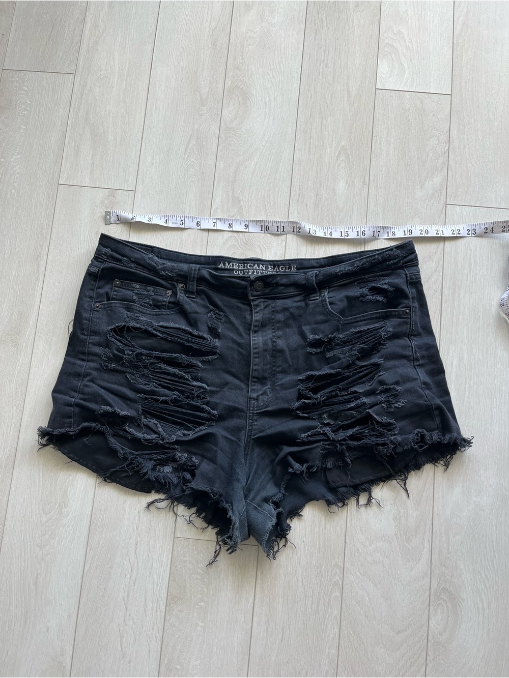 American Eagle Vintage Hi-Rise Festival Denim Shorts Black Distressed Size 18